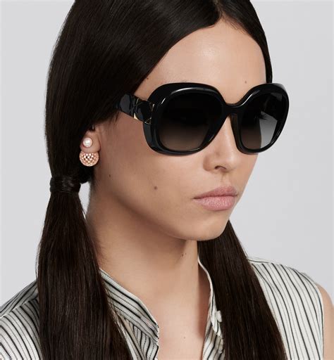 lady dior 02 glasses|Lady 95.22 R2I Black Rounded Sunglasses .